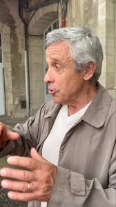 La tendre rencontre de mon ami Bernard Faure avec … un platane. Une  histoire d’amour qui dure !