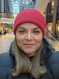 Amanda Relyea's Instagram, Twitter & Facebook