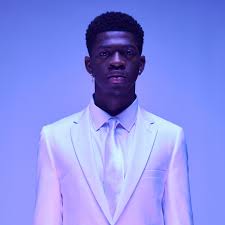 It was originally lil nas just to be ironic 'cause every new rapper's name has 'lil.' kinda got stuck with 'lil' after building a small fanbase. 1becsogex1ag8m