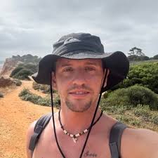 eMe D .- (@marceska)