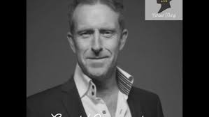 Earl Carpenter: Behind the Mask