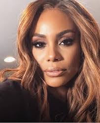 Shay Hurst's Instagram, Twitter & Facebook