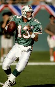 Throwback Thursday For Dan Marino I D Throw For 6 000 Yards Visit Facebook Fanpage Best Nfl Players For Everyday Upd Dan Marino Football Dolphins Football