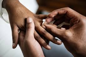Fakta Pria Datangi Resepsi Mantan Peluk Mempelai Lelaki Pengantin Perempuan Histeris Halaman All Kompas Com
