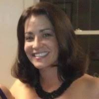 Lisa Sauer's Instagram, Twitter & Facebook