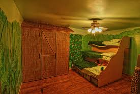 Transport yourself to a tropical paradise with this contemporary jungle themed wallpaper. 48 Jungle Theme Wallpaper On Wallpapersafari