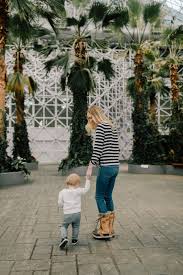 25 Kid Friendly Indoor Activities For Chicago Winters Kelly In The City Indoor Activities Activities Kid Friendly