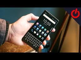 The blackberry key2 now has an improved qwerty keyboard which is also now capacitive and a revised build but nothing drastic. Blackberry Key2 Vs Blackberry Keyone What S The Difference