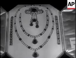 Check spelling or type a new query. The Gloucester Pearl And Emerald Suite