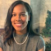 2200+ perfiles de «Suttle»