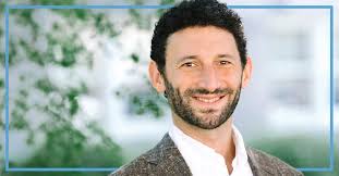 Ethan Hutt, Ph.D., the Gary Stuck Faculty Scholar in Education and  co-author of the book “Off the Mark: How Grades, Ratings, and Rankings  Undermine Learning (but Don't Have To),” provided insights for