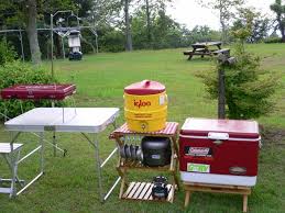 1枚目の画像 キャンプの冷蔵庫 超重要 クーラーボックスおすすめ5選 retrip リトリップ キャンプ キャンプ おしゃれ アウトドア