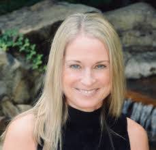 Anne Gable's Instagram, Twitter & Facebook