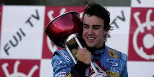 Fernando alonso díaz nació el 29 de julio de 1981 en oviedo, hijo de josé luis alonso, a la sazón a pesar de su corta carrera, alonso tiene ya un currículo que supera por intensidad y precocidad a. Alonso Comeback Zweifacher F1 Weltmeister Fahrt 2021 Fur Renault