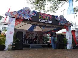 Pusat ict, institut koperasi malaysia. Festival Kraf Sarawak 2018 Tumpu Kraf Komuniti Ketua Pengarah Kraftangan Malaysia Sarawakvoice Com