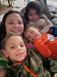 Charmaine Chavez (@confidentlychar) · Instagram 照片和视频