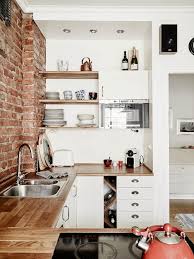 25 Absolutely Beautiful Small Kitchens That Prove Size Doesn T Matter Kitchen Design Small Kitchen Cabinet Remodel Small Kitchen Decor