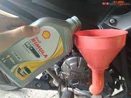 Kalau motor anda ada simtom2 rosak camni, ade punca honda rs150 jadi berat. Tuned By Rotormasters Diy Tukar Minyak Hitam Lc Rimula R4x
