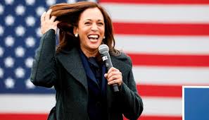 جو بايدن ونائبته كاميلا هاريس. ÙƒØ§Ù…Ø§Ù„Ø§ Ù‡Ø§Ø±ÙŠØ³ Ù…Ø­Ø· Ù…Ø© Ø§Ù„Ø­ÙˆØ§Ø¬Ø² Ùˆ Ø§Ù„Ø´Ø®ØµÙŠ Ø© Ø§Ù„Ù…Ù‚Ù†Ø¹Ø© Ø§Ù„Ù†Ù‡Ø§Ø±