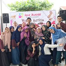 Sungai sambas rt 02/rw 01 sangkrah, ps,kliwon. Mahasiswa Prodi Fisioterapi Univrab Ikuti Peringatan Hari Autis Sedunia Yayasan Abdurrab