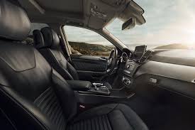 Take a look at our comparisons below and see which models have the right features for you and your daily drive. 2018 Mercedes Benz Gle Class Suv Review Trims Specs Price New Interior Features Exterior Design And Specifications Carbuzz