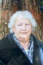 Colette Brady's Instagram, Twitter & Facebook