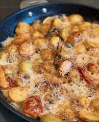Source recette et image marmiton. Cyril Lignac On Twitter Quelques Pommes De Terre De Noirmoutiers Avec Un Peu De Beurre Folie Love Faitmaison Avecnosfruitsetlegumes Madeinfrance Photooftheday Beautiful Gourmandcroquant Https T Co Uem1ukcyvj