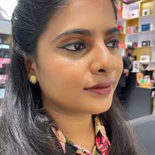 Arul Raj (@arul_makeupartist) • Instagram photos and videos