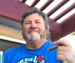 Holly Darrah's Instagram, Twitter & Facebook