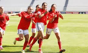 Inês vitória paniousko meninas, futebolista de 15 anos (16/05/2006), assinou contrato de formação com o sport lisboa e benfica. Benfica Famalicao Futebol Feminino Liga Bpi Sl Benfica