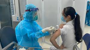 Yourself, if you are part of an eligible group. Ä'áº¯k Láº¯k Dá»± Kiáº¿n Tiem 15 700 Liá»u Vaccine Covid 19 Cho Cac Ä'á»'i TÆ°á»£ng Æ°u Tien Chi Tiáº¿t Tin Trang Chá»§