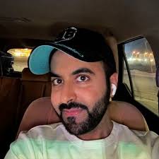 The Puck has revealed the salaries of the SUPERMAN cast: • David Corenswet:  $750,000 • Rachel Brosnahan: $750,000 • Nicholas Hoult: $2 million All 3  are in line for box office bonuses