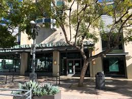 Barnes & noble is located in saint paul city of minnesota state. Rich Demuro On Twitter So Sad The Big Barnes And Noble Bookstore On The Third Street Promenade Has Closed