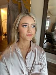 Is there a good seamstress for a wedding dress in the La Crosse area that  you know of? I need someone to trust!