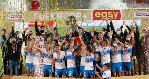 Con el cierre anticipado de temporada de viernes en el consejo de presidentes, la franja selló la obtención de su corona 14 en torneos de primera. Supercopa Catolica Y Colo Colo Definen Al Campeon En El Nacional