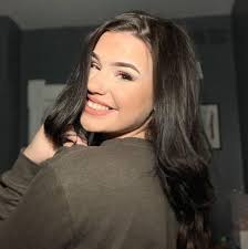 Say cheese! 📸⚓ U.S. Navy, Coast Guard, and Royal Navy ships sail in  formation in the U.S. Central Command area of responsibility. Ships  pictured: USS Canberra (LCS 30), USS Sentry (MCM 3),