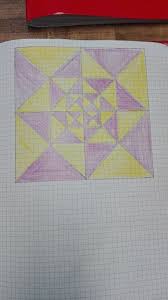 Tanti Quadrati E Triangoli Arte E Geometria Maestra Anita Triangoli Arte Disegni Geometrici
