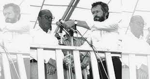 Alexandre garcia é aposentado pelo banco do brasil, com uma belíssima aposentadoria paga nesta semana, ao divulgar as razões para o seu trabalho com a ditadura, neste novo tempo da. Altamiro Borges Alexandre Garcia Filhote Da Ditadura