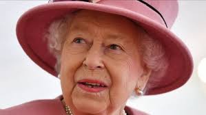 Daniel Craig Reveals What The Queen Is Like In Real Life