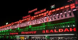 Sealdah Division's big decision to handle the Puja crowd - local trains  will stop at every station, there will be good facilities from help desks  to medical booths!