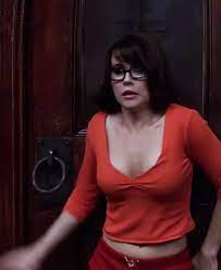 Linda Cardellini as Velma 