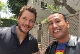 Who's got 2 thumbs a cool Jurassic World tattoo and a tonne of dinosaurs?  This guy! I'm taking a look through Jurassic World Evolution tonight, with  the new Dominion Biosyn DLC! Grab