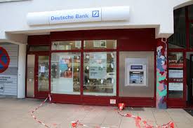 Anschlag Auf Deutsche Bank Filiale Eimsbutteler Nachrichten