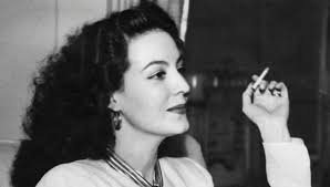 María Félix murió hace 20 años: así hablaba de los derechos de las mujeres  y del machismo | CNN