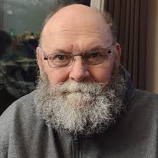 Why still drive 10-15mph UNDER THE SPEED LIMIT?? Even after passing the  speed limit sign! If it's 30mph GO at least 30 not 15/20mph. Other people  have stuff to do🫡👏selfish. Entitled. Ps.