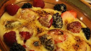 Recette Dessert Gratin De Fruits Rouges Frais Au Mascarpone Canal Go En 2020 Gratin De Fruits Rouges Gratin De Fruits Recette Dessert