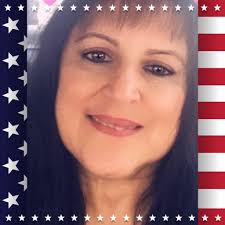 A typical day at the office 🩷💚