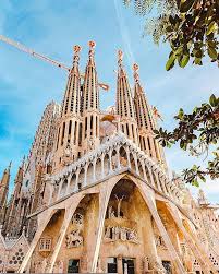 Things to do in barcelona, spain: Basilica Of The Sagrada Familia Barcelona Spain Travel Tourist Attraction Sight Barcelona Spain Travel Photography Barcelona Spain Travel Famous Buildings