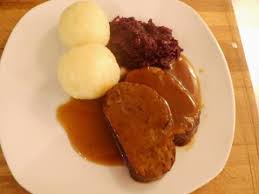 Sauerbraten Lange Uberlegt Und Nun Ausprobiert Sauerbraten Aus Seitan 200g Gluten Mit Salz Pfeffer Paprika Pimen Rezepte Seitan Vegane Rezepte