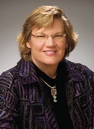 Dee Denton's Instagram, Twitter & Facebook